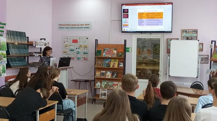 -HaxTi1fRB6rNiVyzWlEFdiV2VRb5ZdeI4Ws3MQ