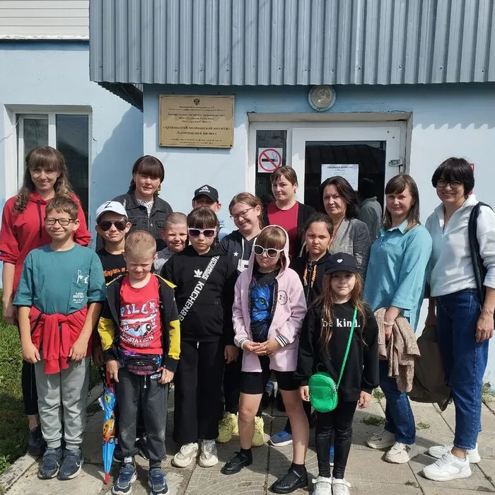 На экскурсию в медицинский колледж вместе с библиотекой